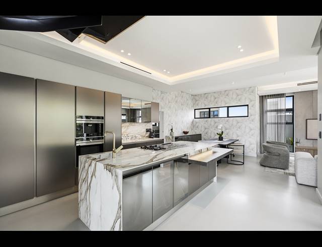 4 BEDROOM HOUSE FOR SALE IN LONEHILL